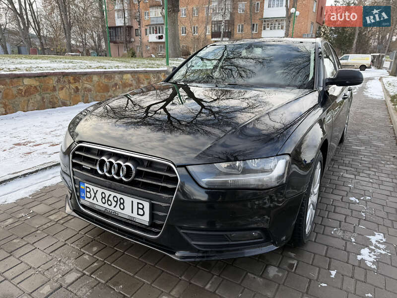 Седан Audi A4 2013 в Виннице