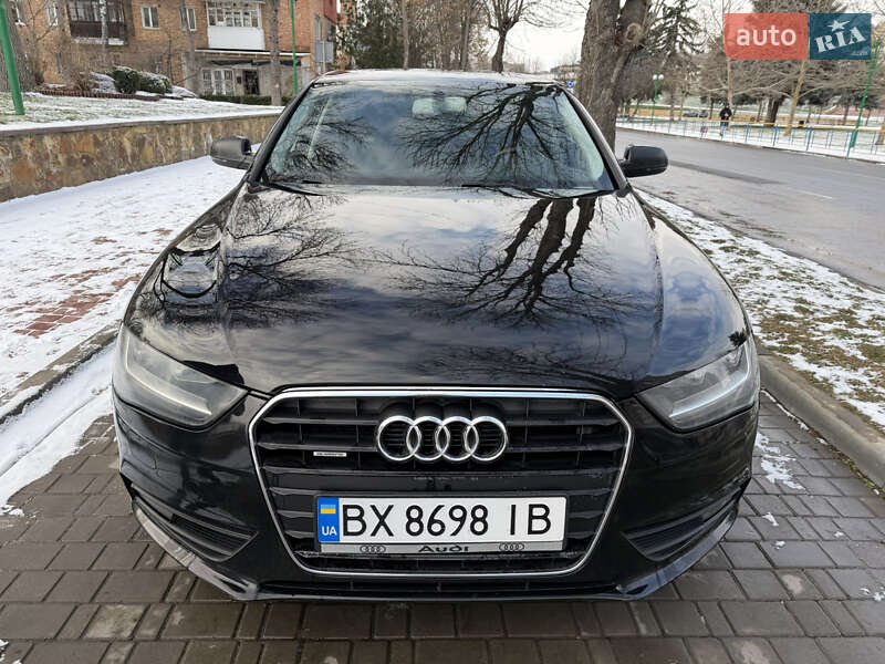 Седан Audi A4 2013 в Виннице