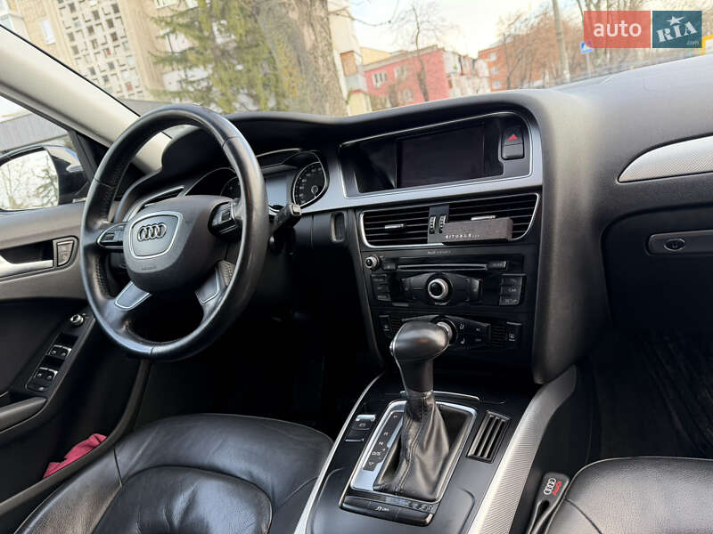 Седан Audi A4 2013 в Виннице
