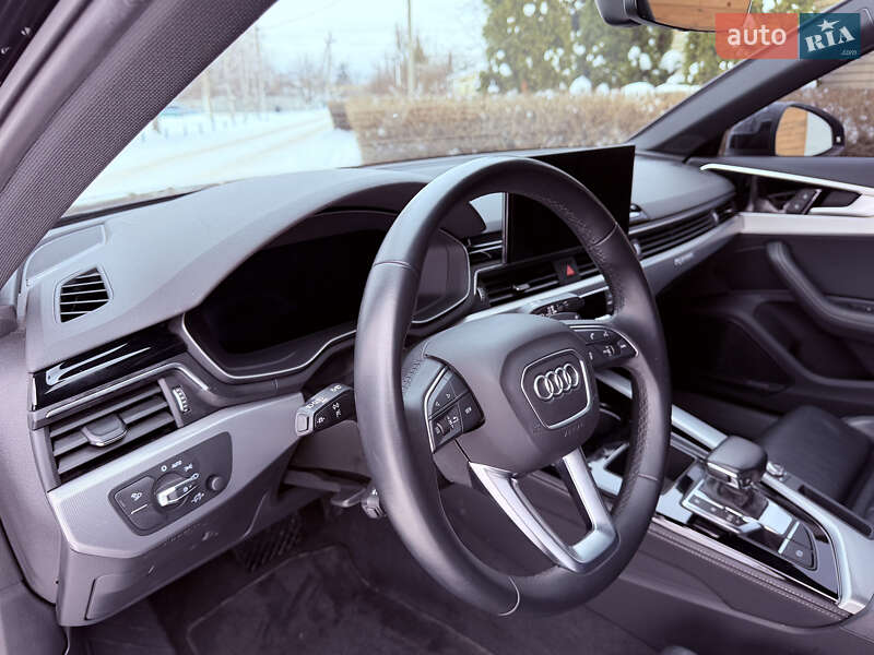 Седан Audi A4 2024 в Киеве