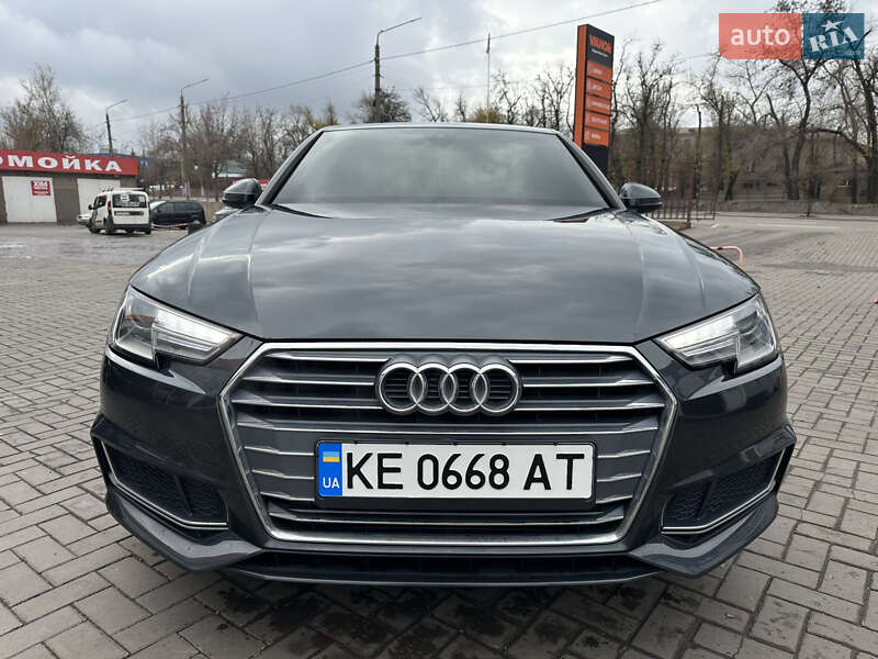 Седан Audi A4 2018 в Кривому Розі