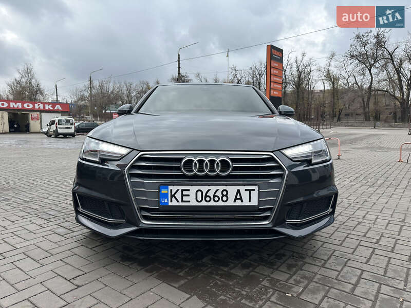Седан Audi A4 2018 в Кривому Розі