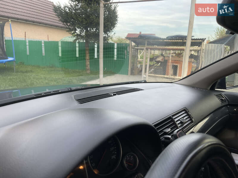 Універсал Audi A4 2003 в Ужгороді