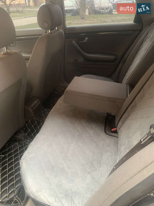 Універсал Audi A4 2001 в Києві