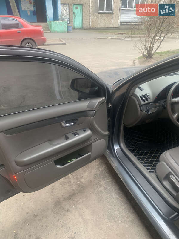 Універсал Audi A4 2001 в Києві