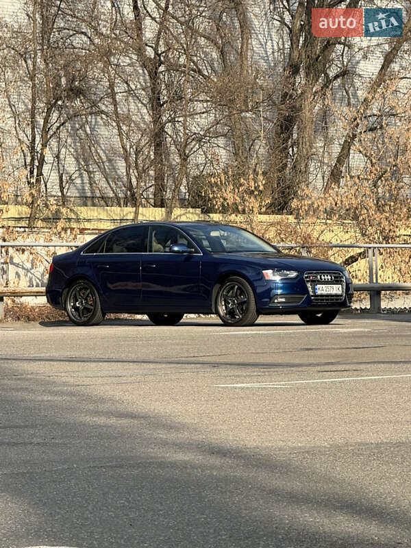 Audi A4 2012