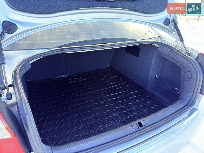 Седан Audi A4 2002 в Мені фото 23 Седан Audi A4 2002 в Мені