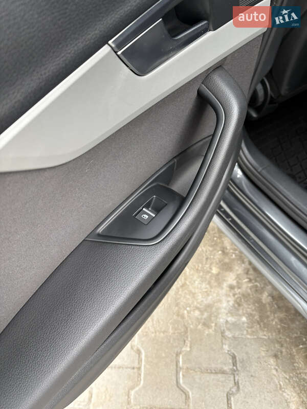 Универсал Audi A4 2020 в Старом Самборе