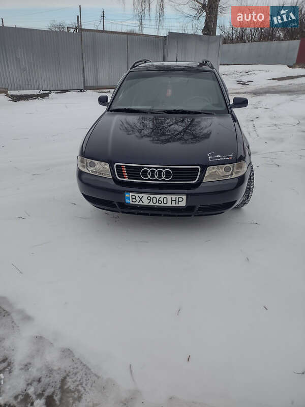 Универсал Audi A4 1996 в Виньковцах