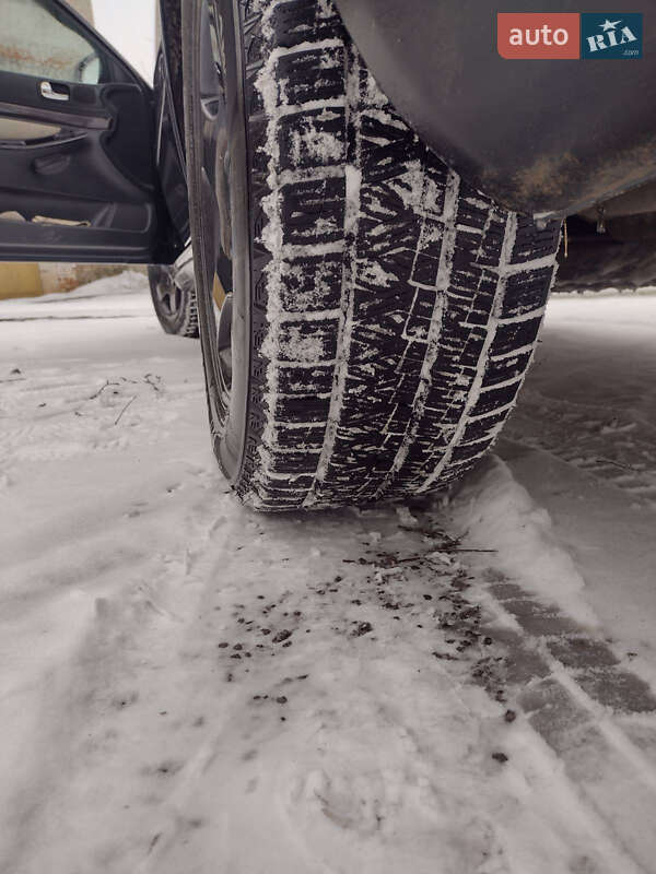 Универсал Audi A4 1996 в Виньковцах