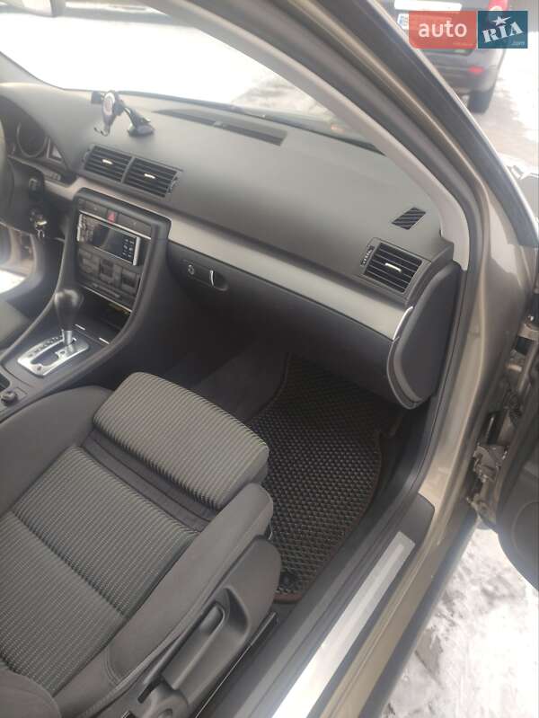 Седан Audi A4 2005 в Львові