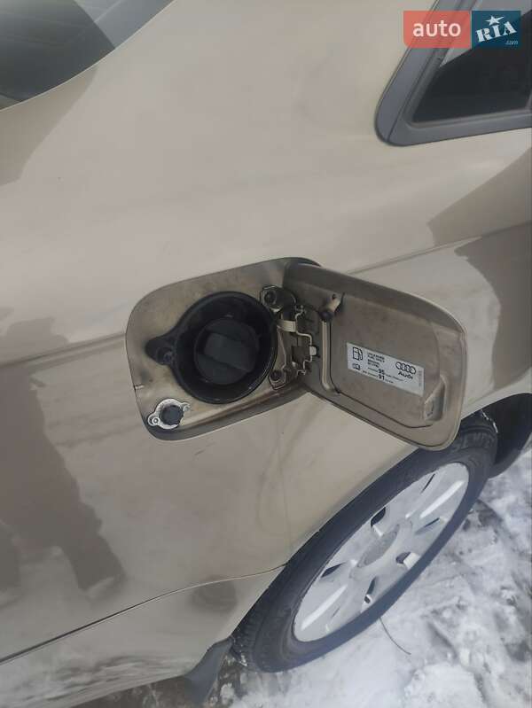 Седан Audi A4 2005 в Львові