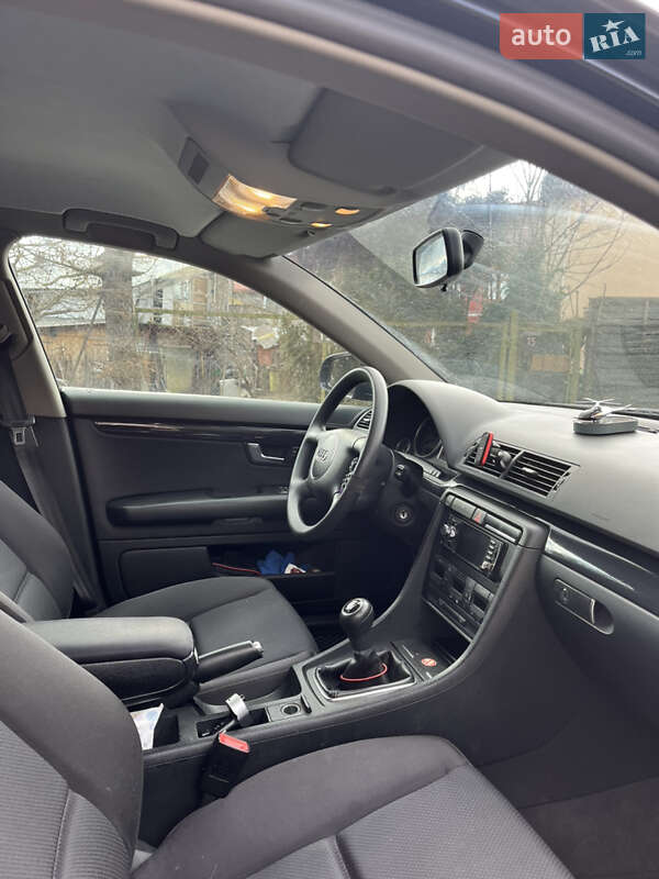 Универсал Audi A4 2003 в Ровно
