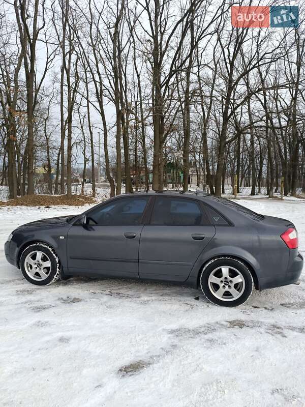 Седан Audi A4 2005 в Умані