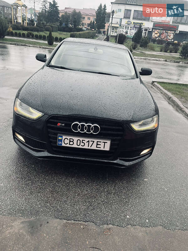 Audi A4 2014