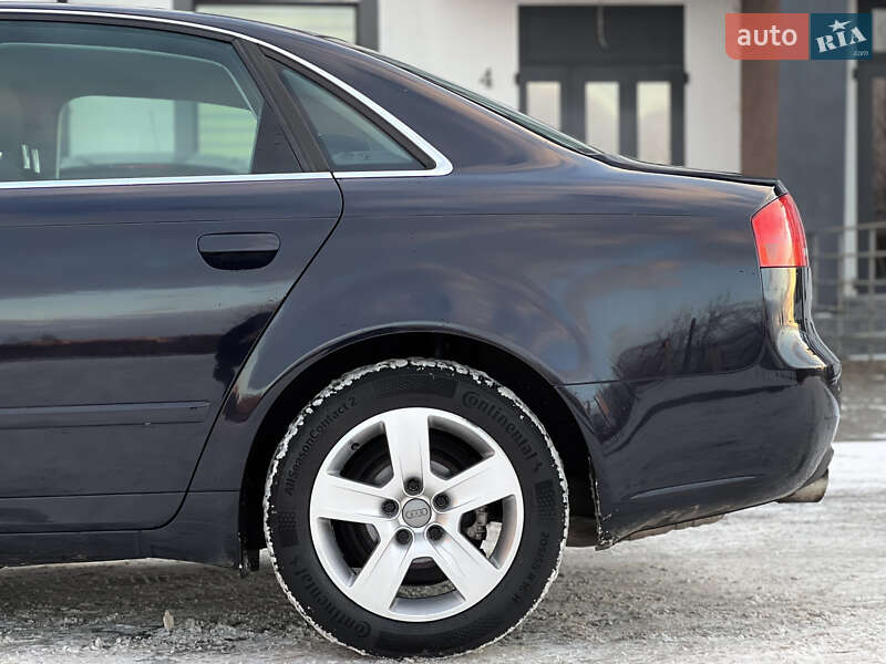 Седан Audi A4 2006 в Ровно