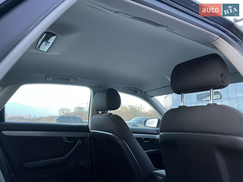 Седан Audi A4 2006 в Ровно