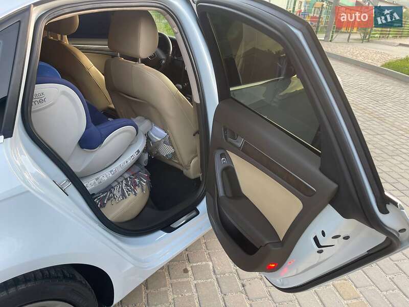 Седан Audi A4 2013 в Львові фото 5 Седан Audi A4 2013 в Львові