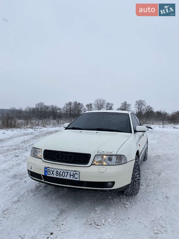 Седан Audi A4 1996 в Баре