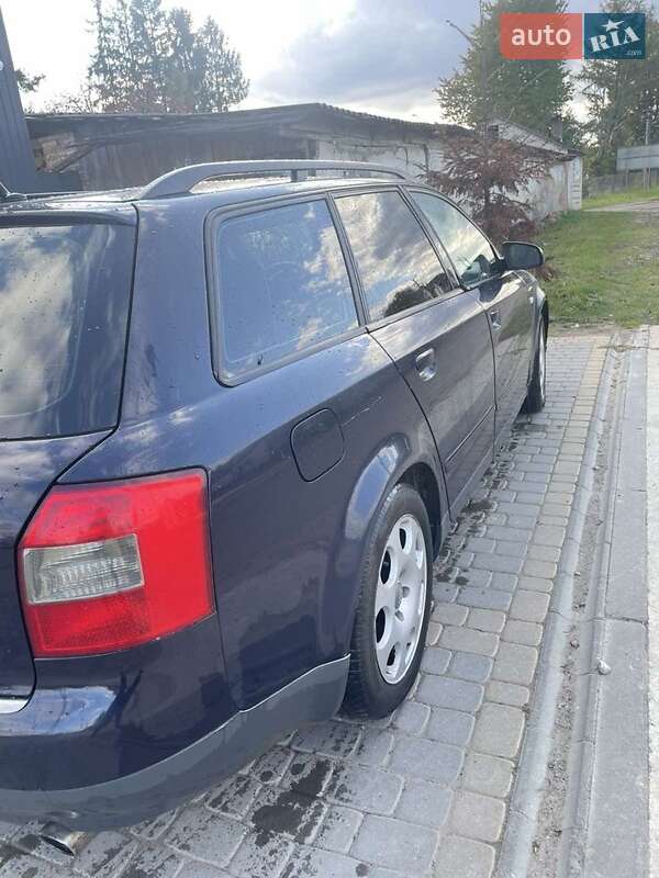 Универсал Audi A4 2002 в Старом Самборе