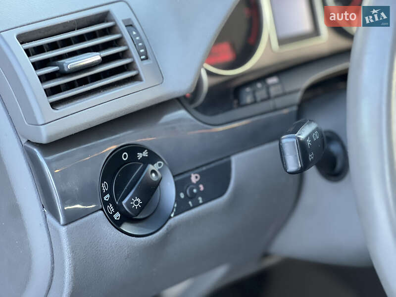 Седан Audi A4 2002 в Тернополі