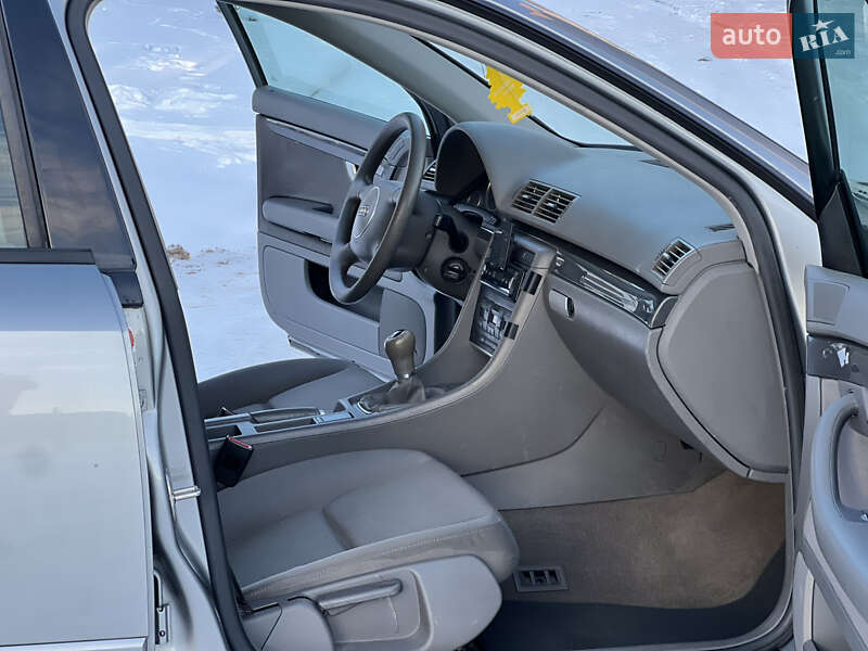Седан Audi A4 2002 в Тернополі