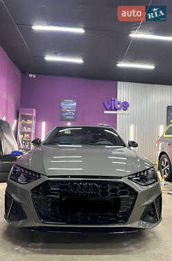 Седан Audi A4 2023 в Полтаві