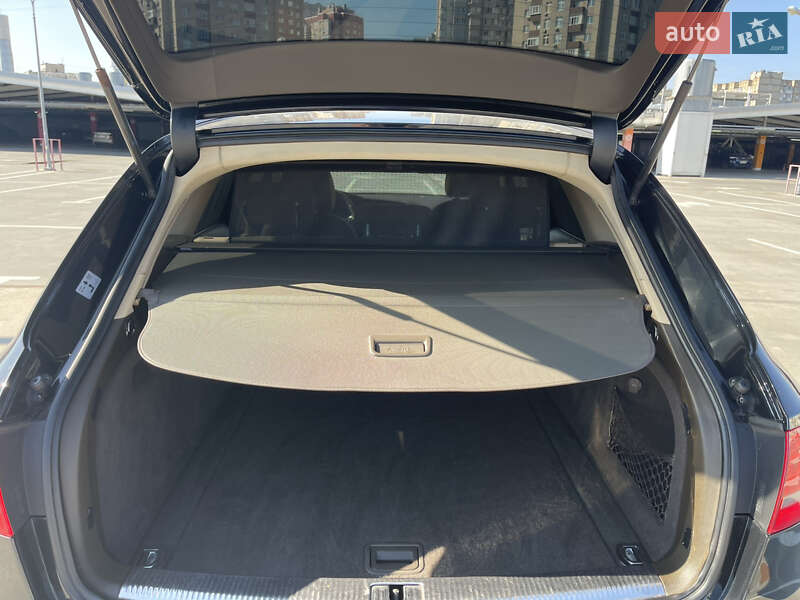 Универсал Audi A4 2013 в Киеве
