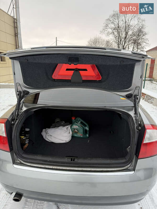 Седан Audi A4 2002 в Чугуєві фото 17 Седан Audi A4 2002 в Чугуєві