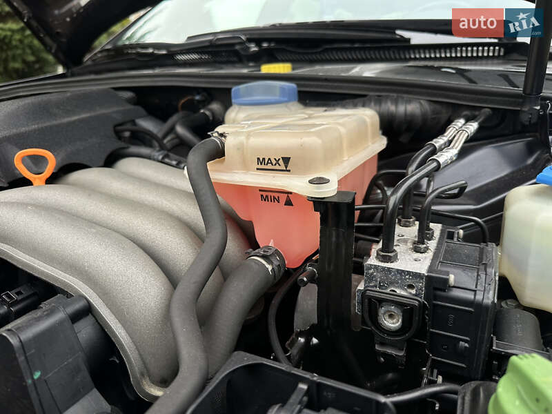 Универсал Audi A4 2004 в Сарнах