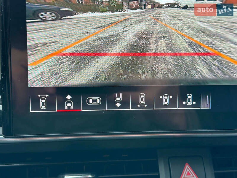 Седан Audi A4 2022 в Киеве