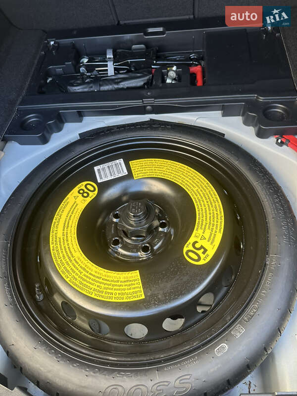 Седан Audi A4 2017 в Києві фото 12 Седан Audi A4 2017 в Києві