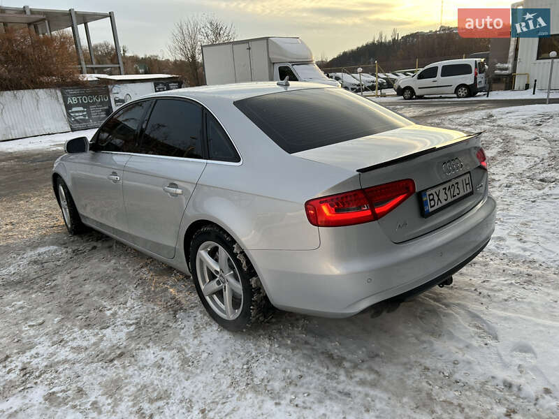 Седан Audi A4 2013 в Виннице