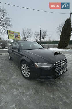 Седан Audi A4 2013 в Ізюмі