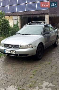 Седан Audi A4 1995 в Харькове