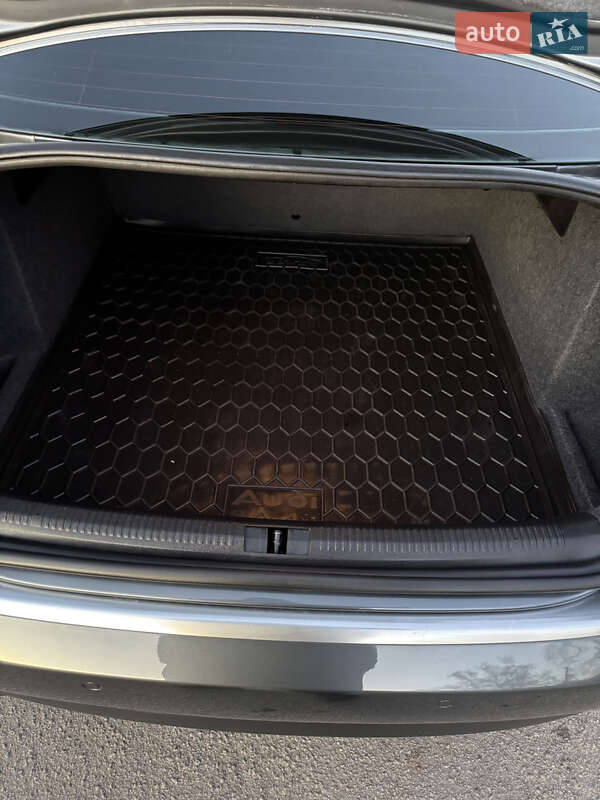 Седан Audi A4 2007 в Умани