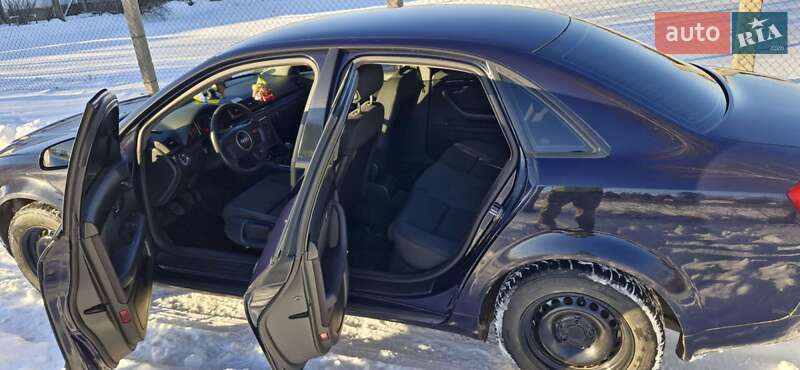 Седан Audi A4 2003 в Лугинах фото 4 Седан Audi A4 2003 в Лугинах