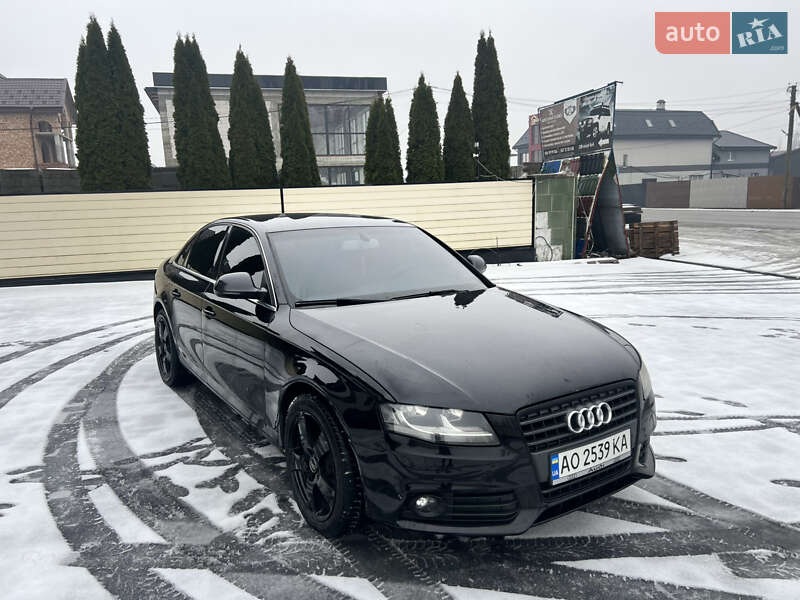 Седан Audi A4 2008 в Тячеве