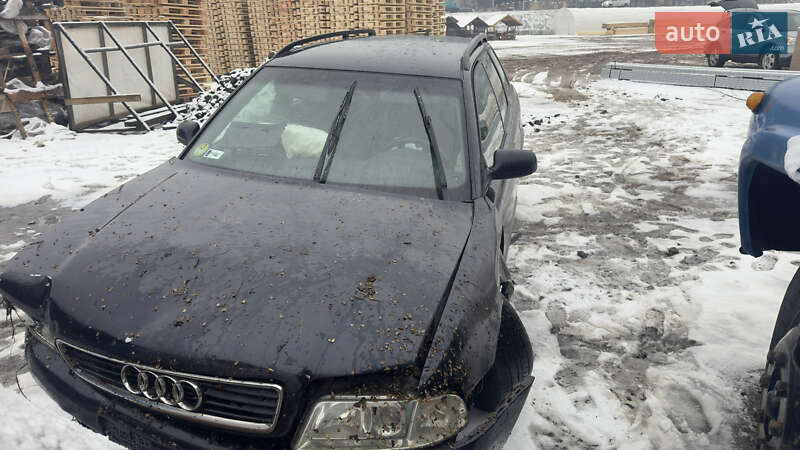 Универсал Audi A4 2000 в Мукачево