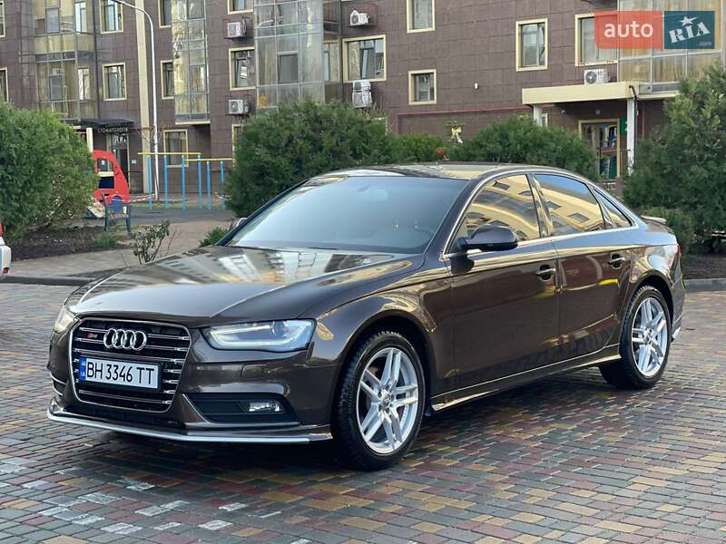 Седан Audi A4 2013 в Одессе