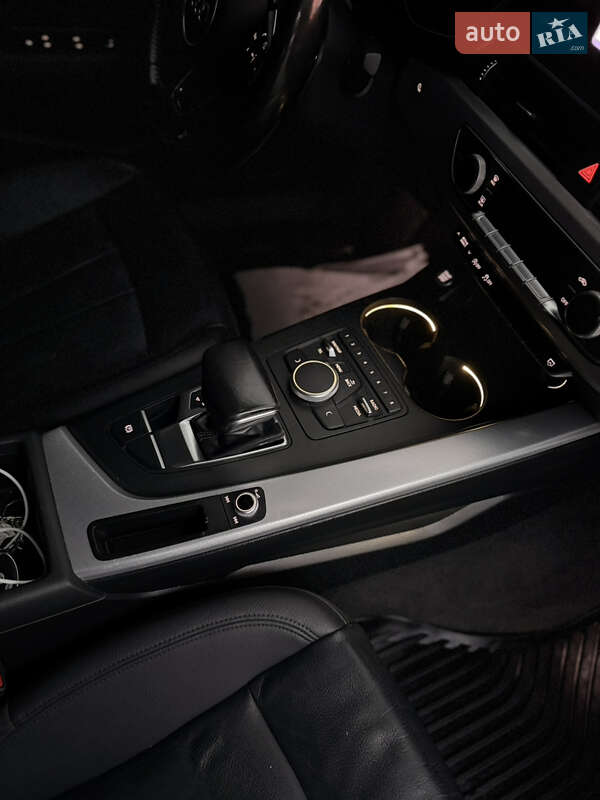 Седан Audi A4 2016 в Тернополе