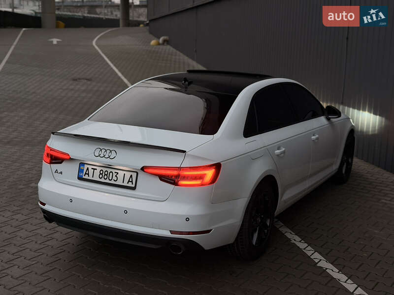 Седан Audi A4 2016 в Тернополе
