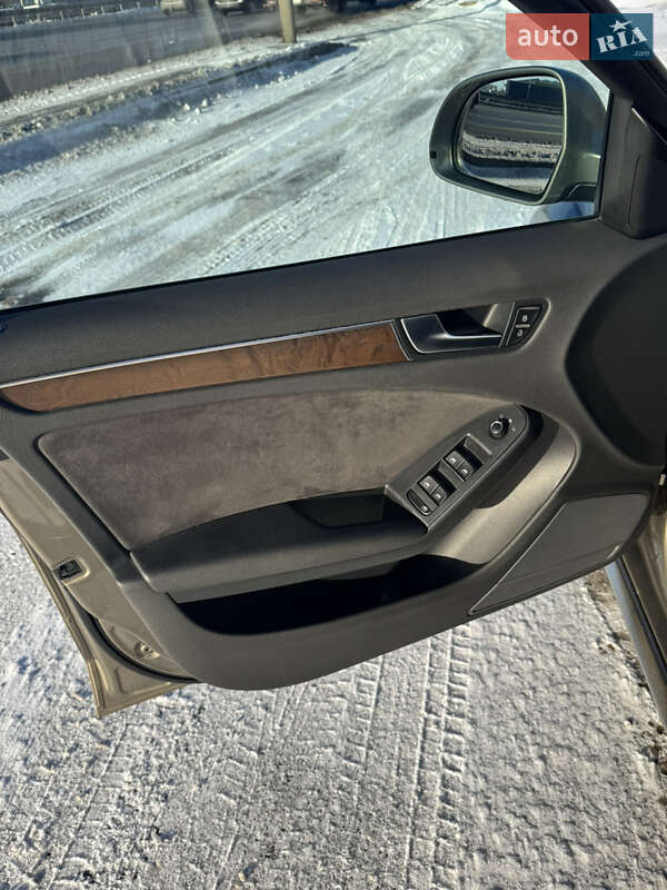 Универсал Audi A4 2011 в Киеве