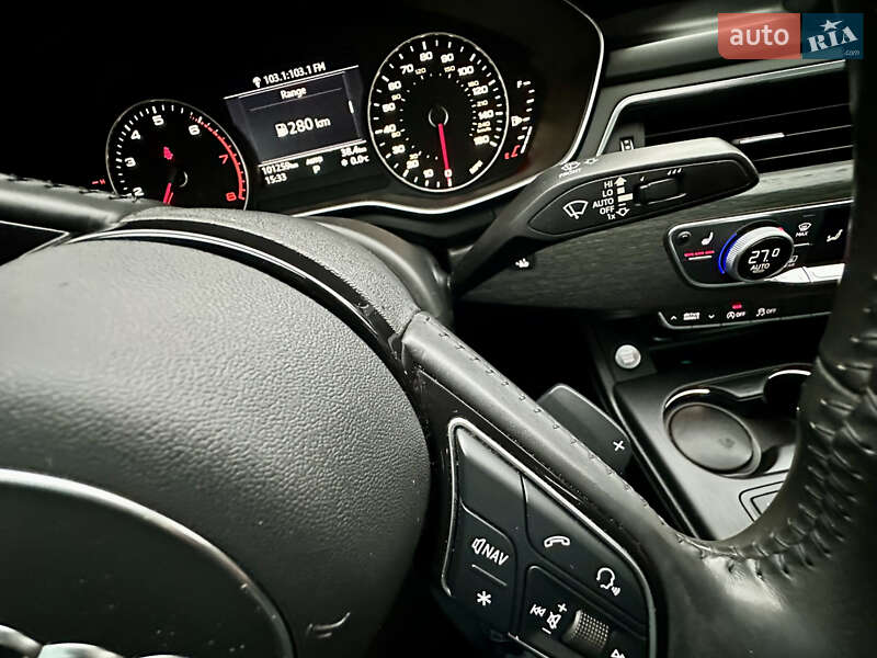 Седан Audi A4 2017 в Киеве