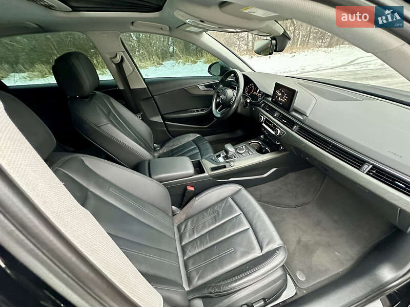 Седан Audi A4 2017 в Киеве