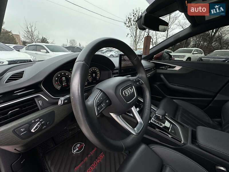 Седан Audi A4 2023 в Харькове