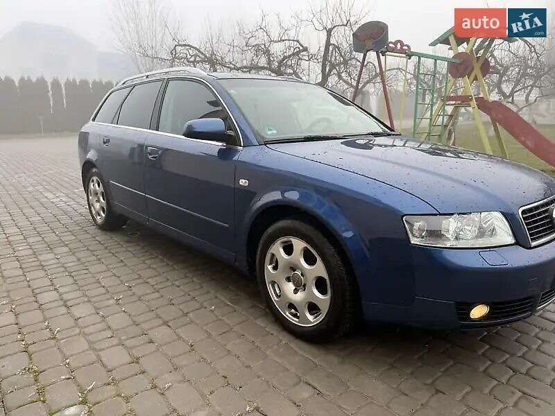 Универсал Audi A4 2004 в Глухове