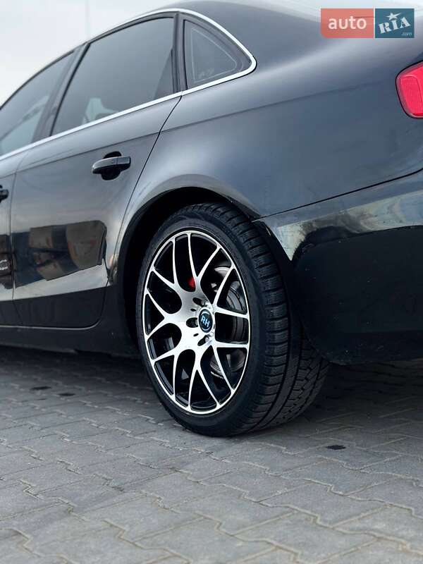 Седан Audi A4 2009 в Чернівцях