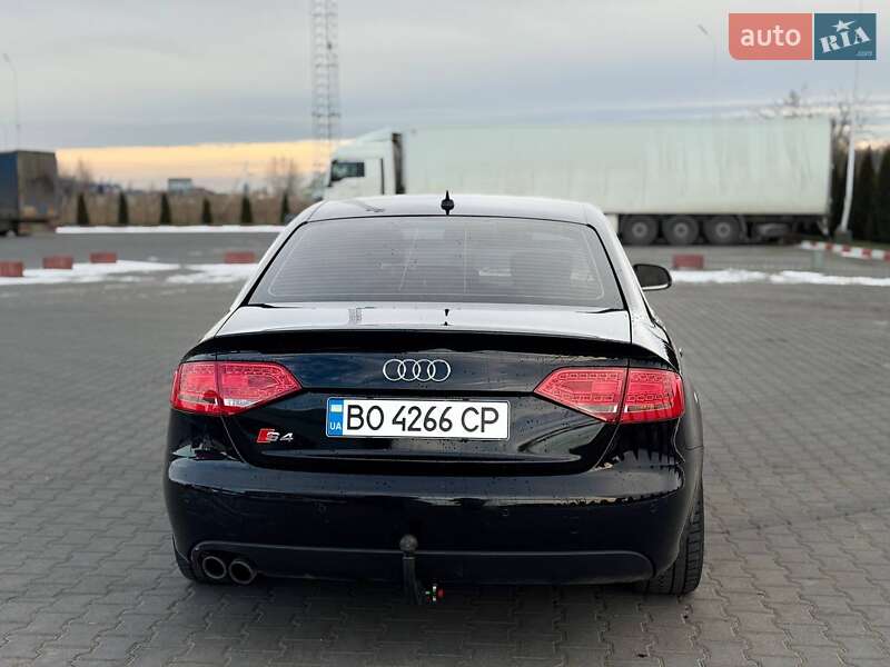 Седан Audi A4 2009 в Чернівцях
