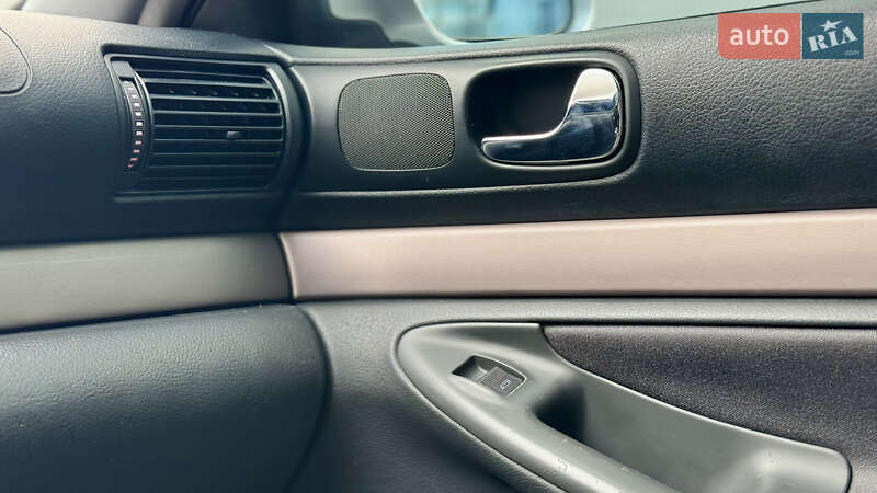 Седан Audi A4 2000 в Виннице